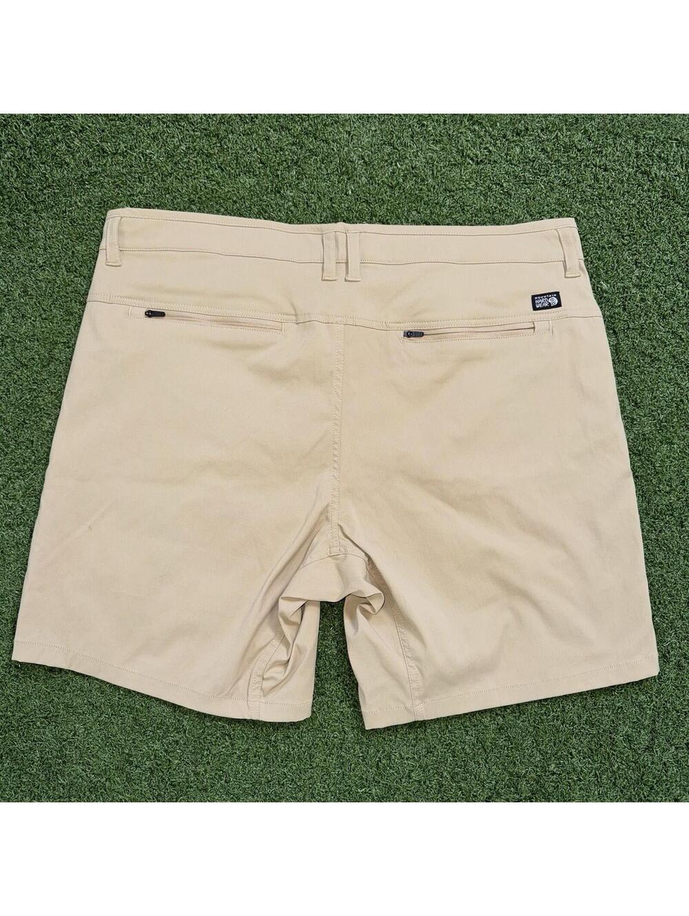 Mountain Hardwear Hiking Shorts Beige Outdoor Men 40 Gorpcore Camping Gear Trail